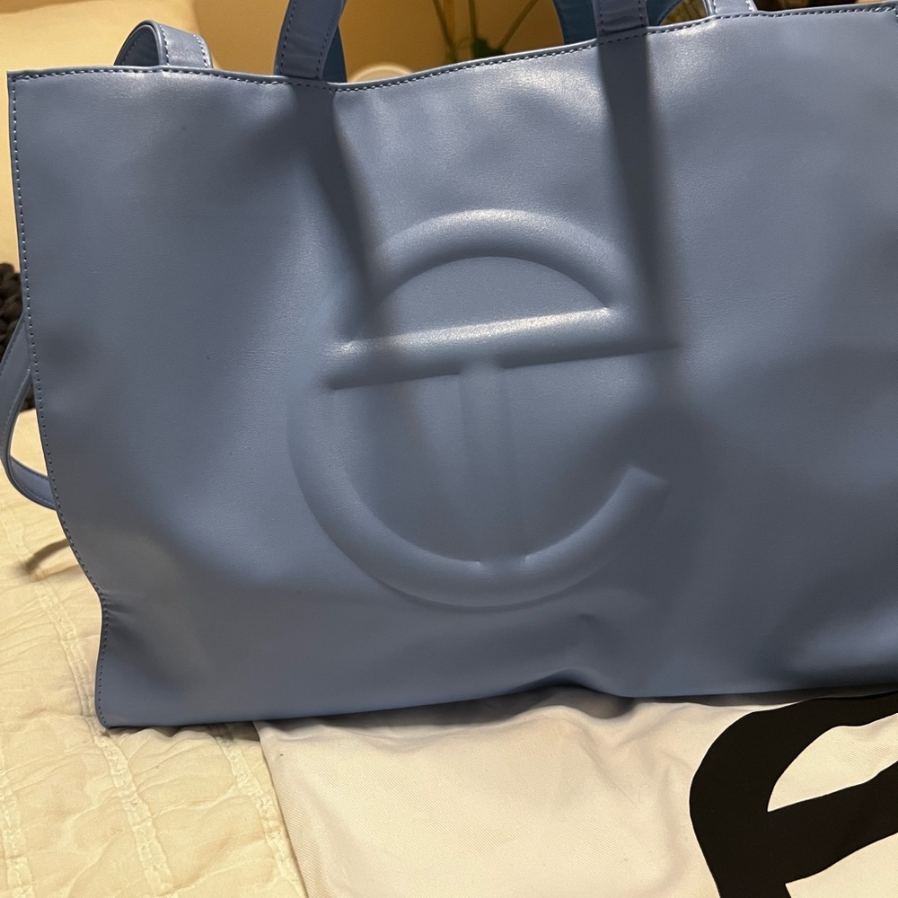 Telfar purse Medium size